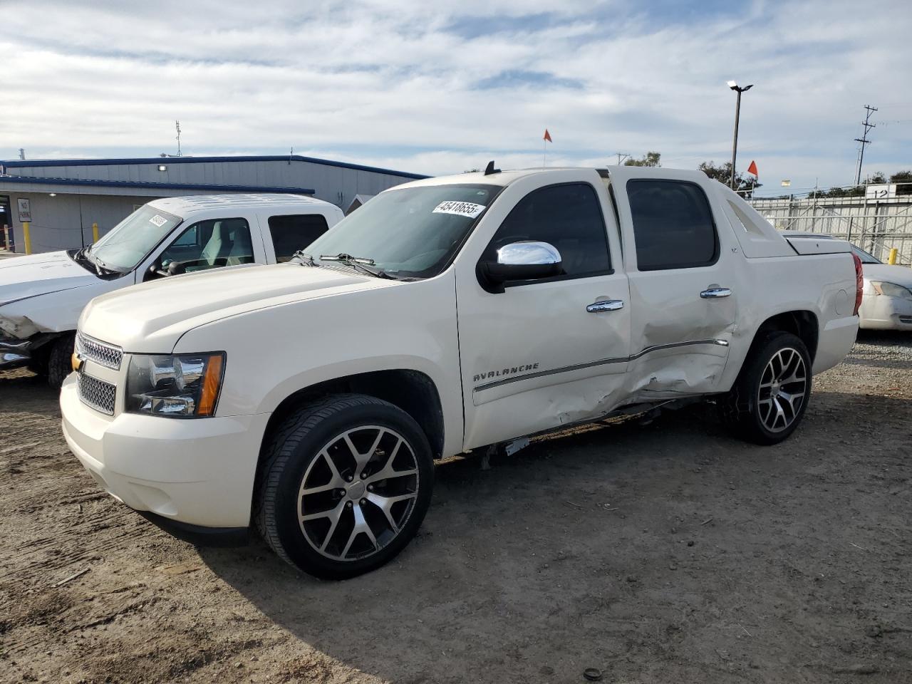 2012 CHEVROLET AVALANCHE