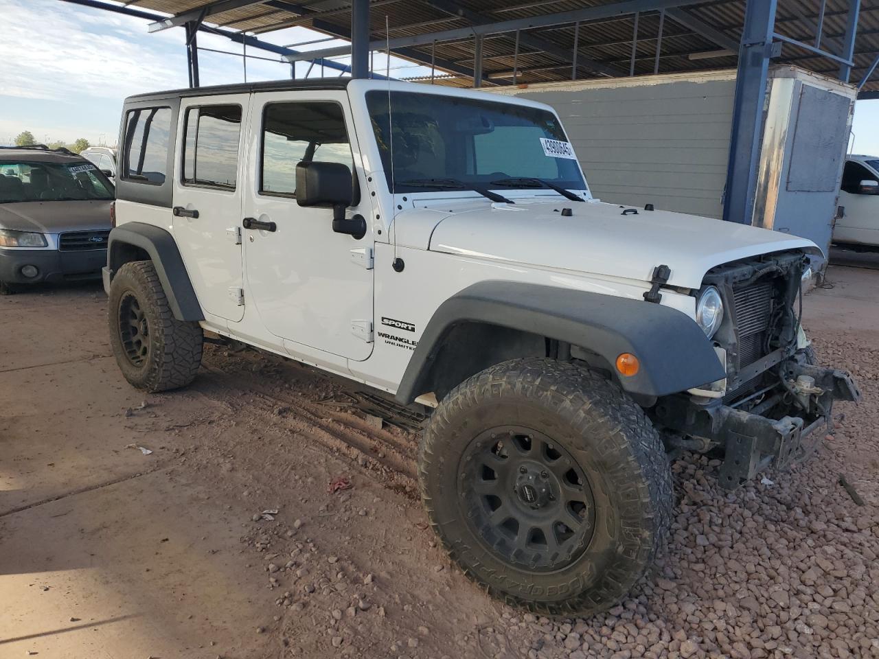2017 JEEP WRANGLER U - Image 4