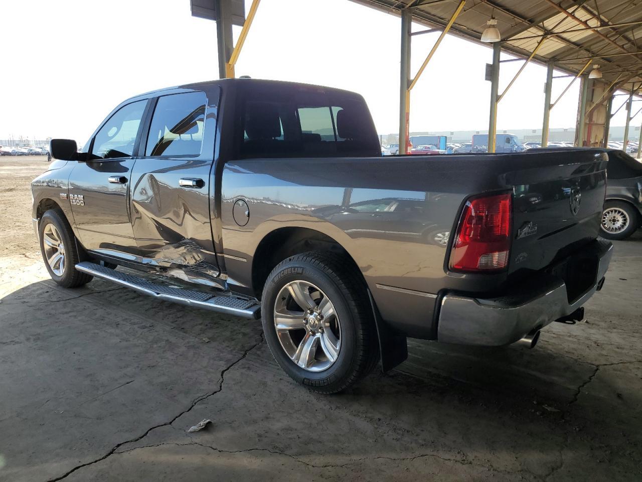 2014 RAM 1500 SLT - Image 2