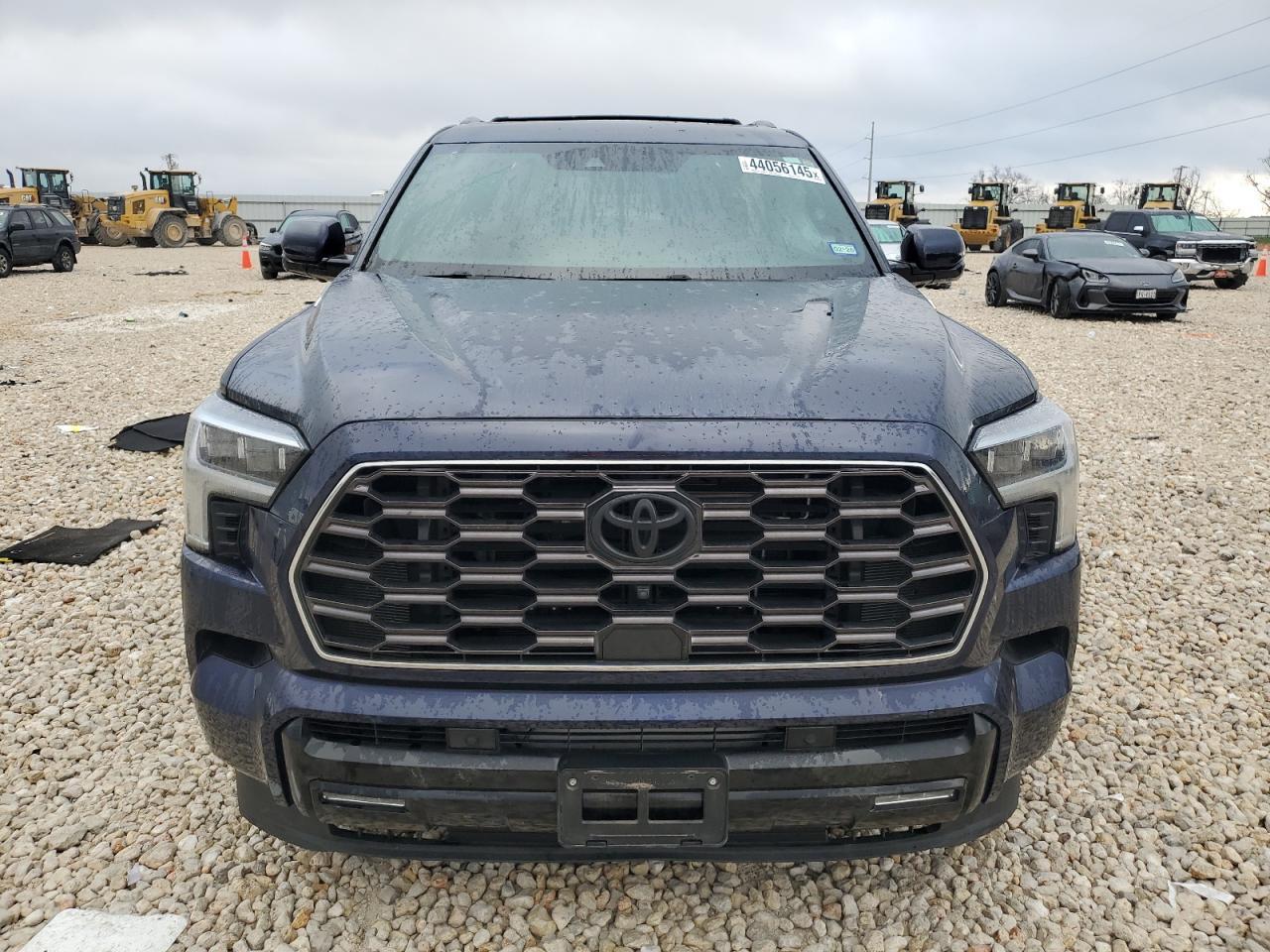 2024 TOYOTA SEQUOIA SR - Фото 5