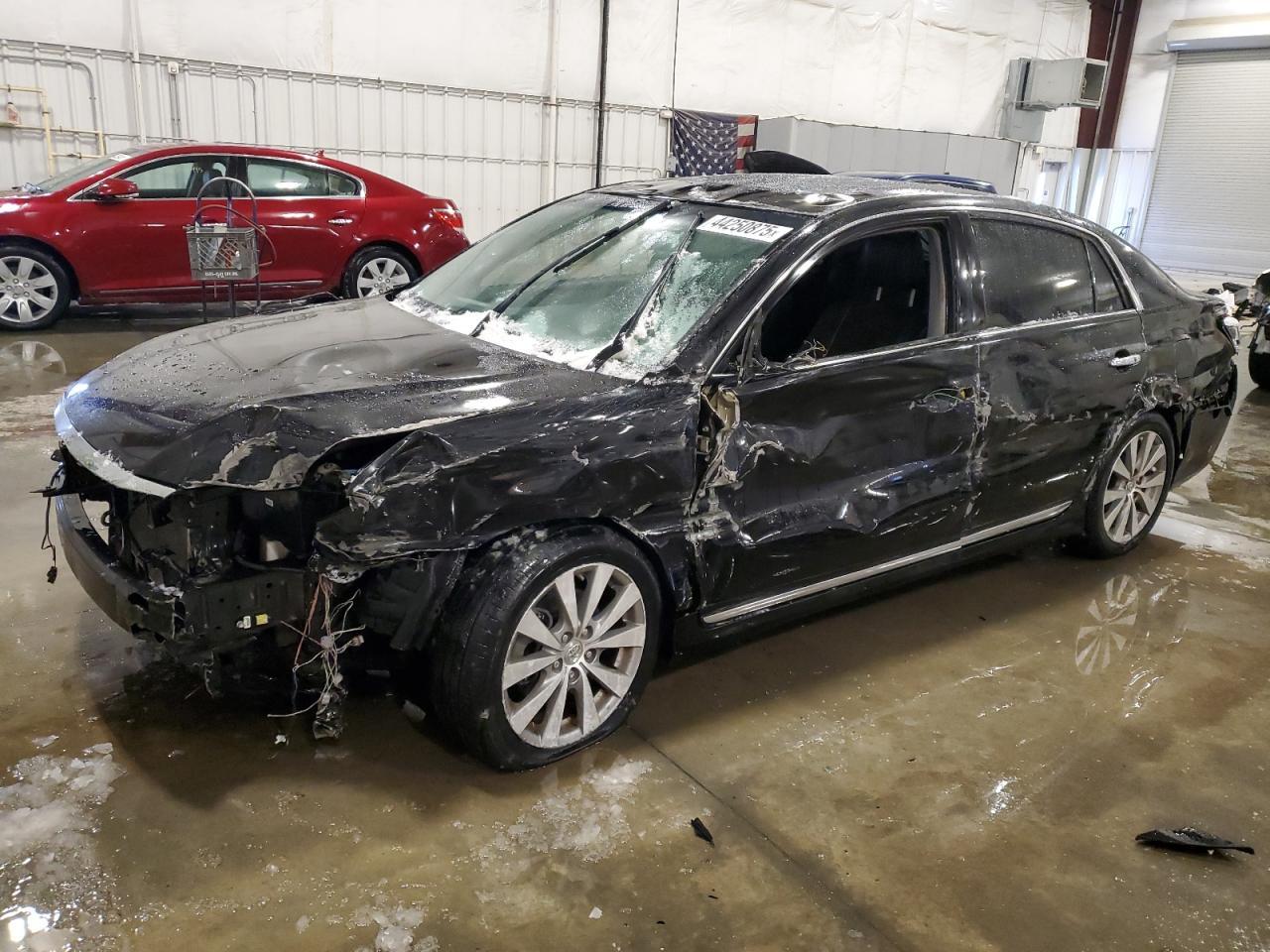 2011 TOYOTA AVALON BAS