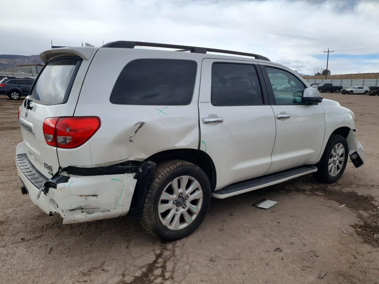 2014 TOYOTA SEQUOIA PL - Фото 3