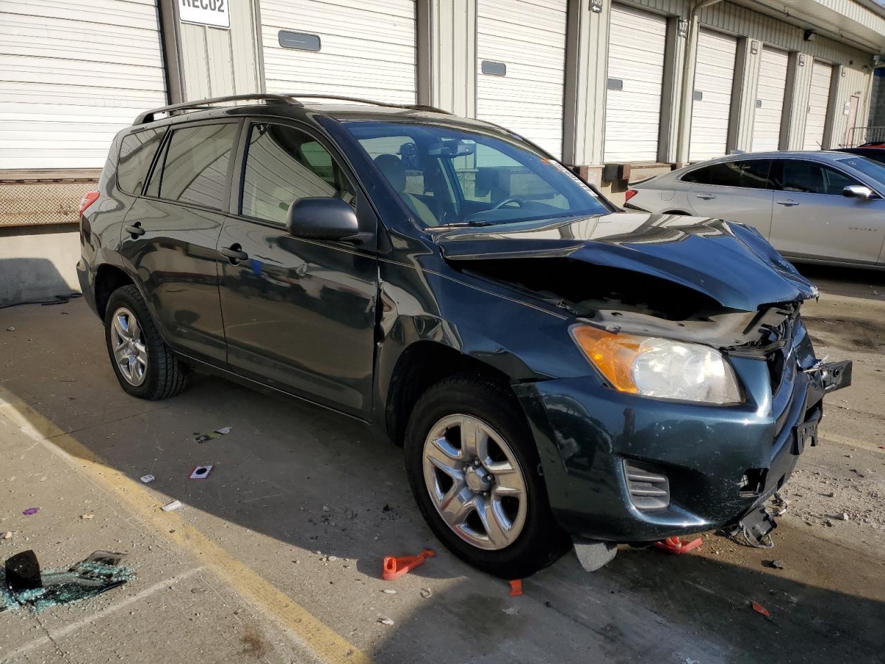 2011 TOYOTA RAV4 - Фото 4