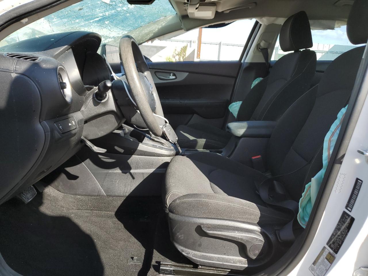 2021 KIA FORTE FE - Image 7