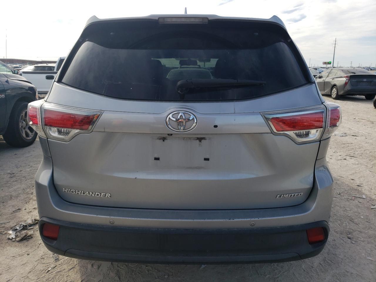 2015 TOYOTA HIGHLANDER - Фото 6