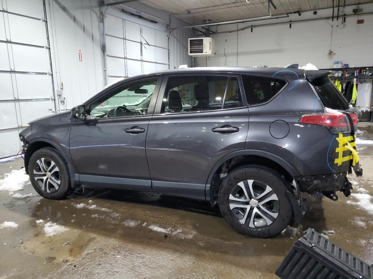 2018 TOYOTA RAV4 LE - Image 2