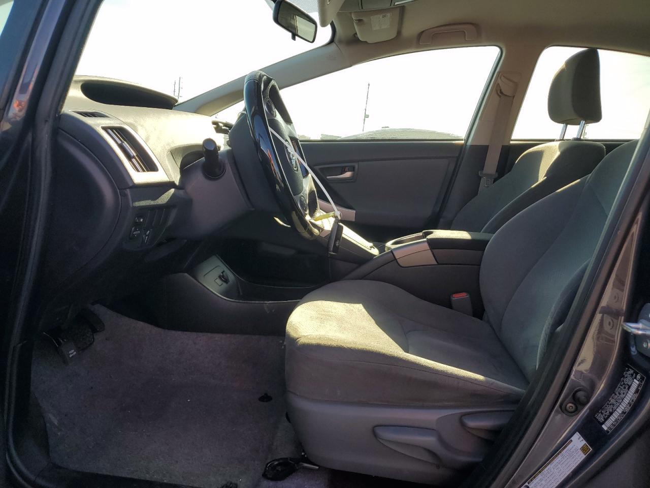 2015 TOYOTA PRIUS - Фото 7