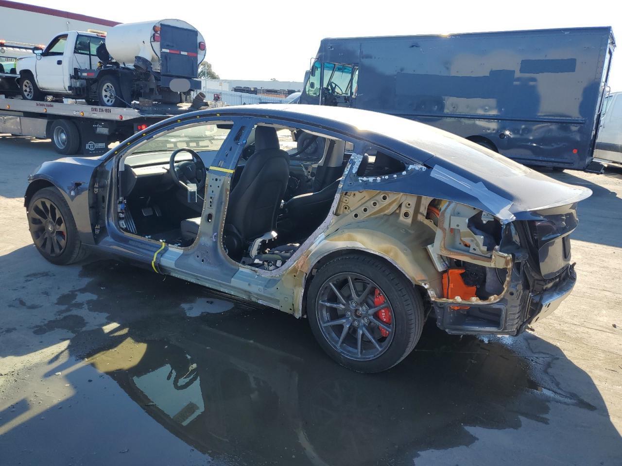 2019 TESLA MODEL 3 - Фото 2