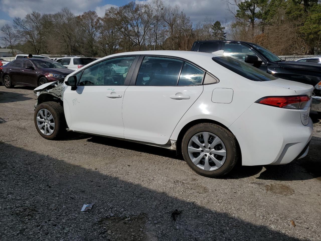 2021 TOYOTA COROLLA LE - Image 2