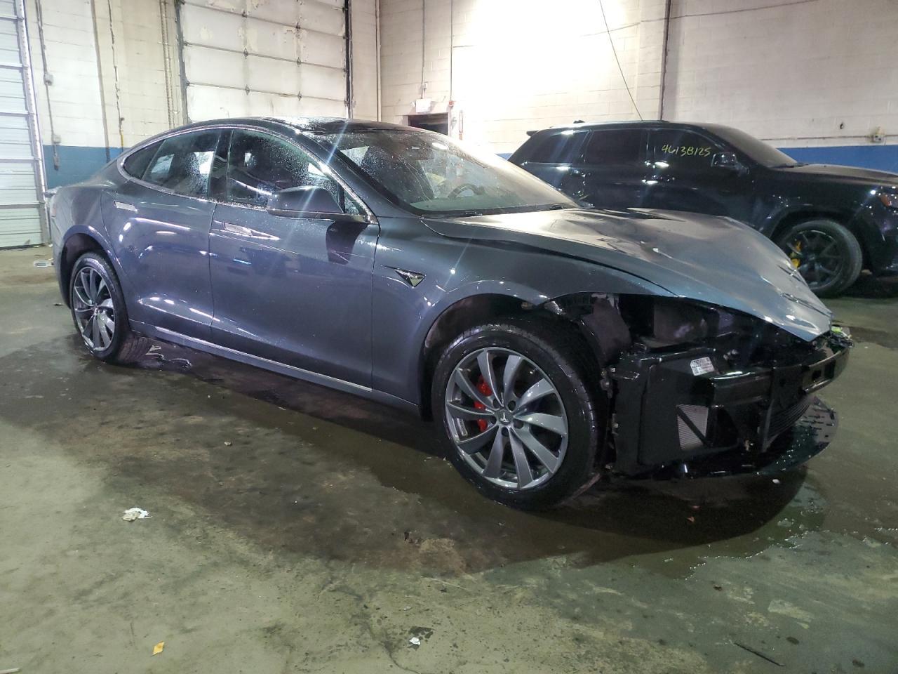 2020 TESLA MODEL S - Фото 4