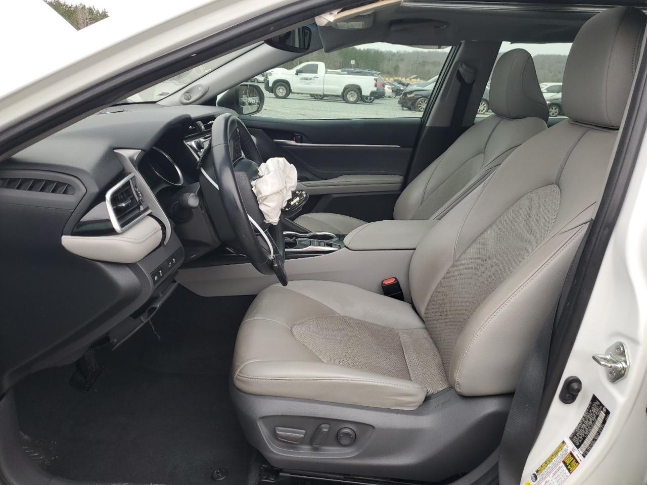 2018 TOYOTA CAMRY XSE - Image 7