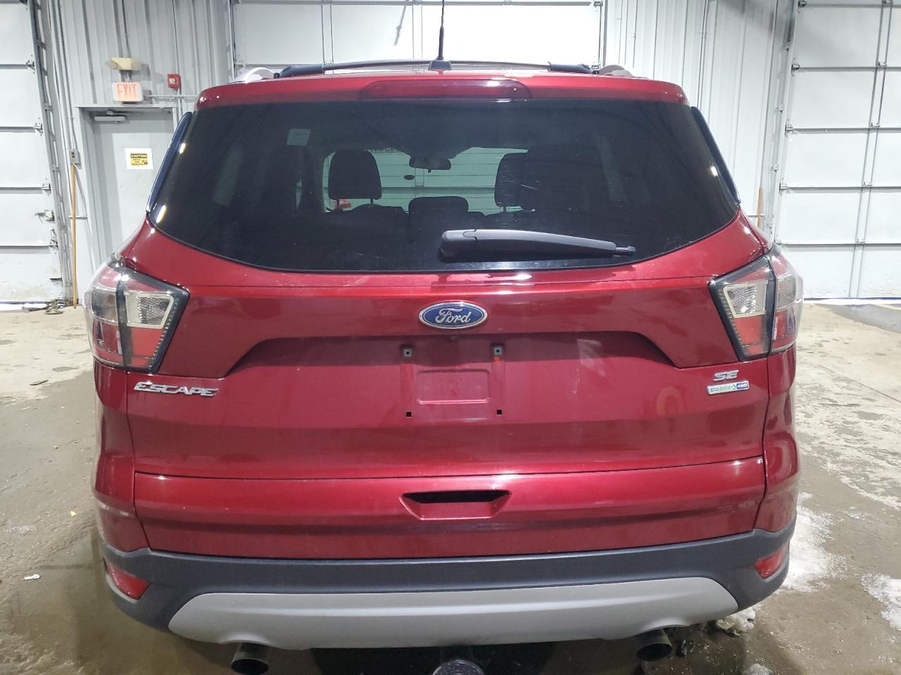 2017 FORD ESCAPE SE - Image 6