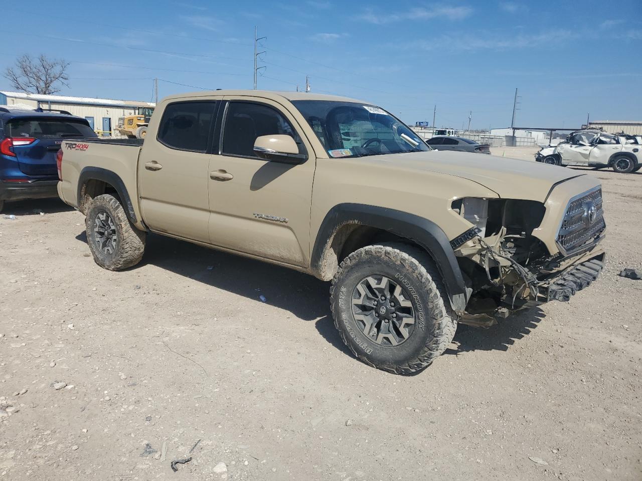 2017 TOYOTA TACOMA DOU - Фото 4