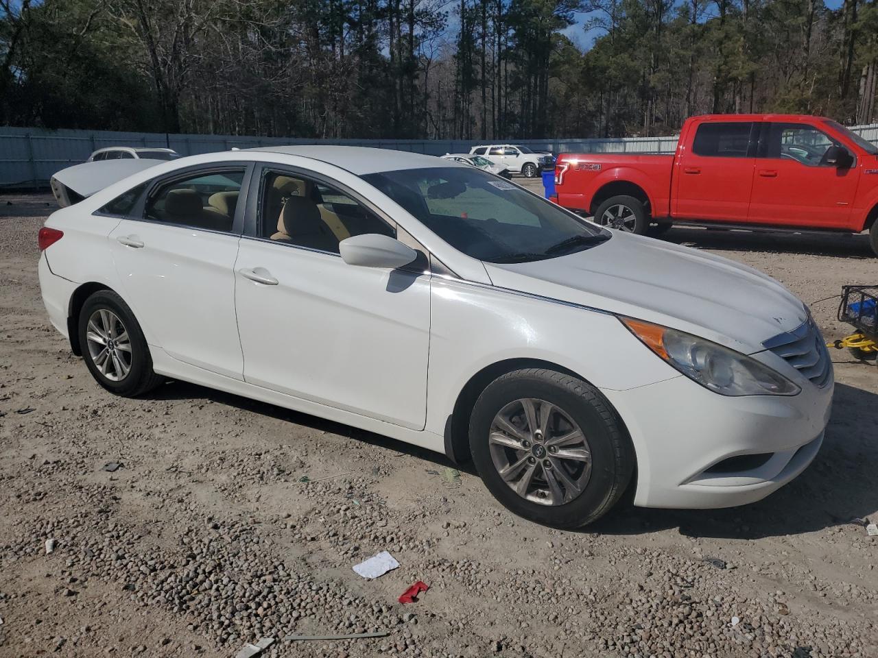2013 HYUNDAI SONATA GLS - Image 4