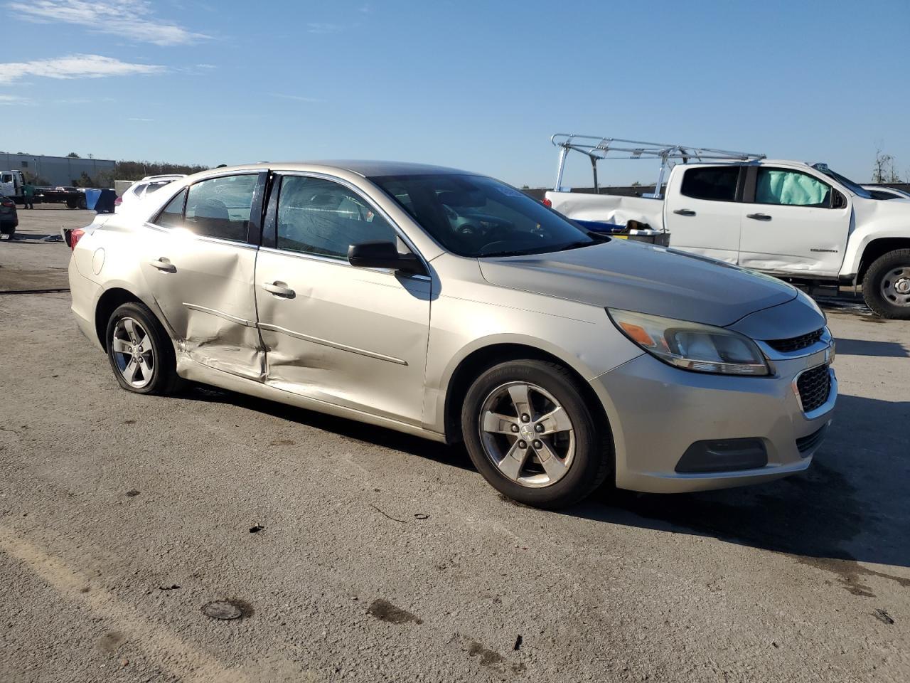 2015 CHEVROLET MALIBU LS - Image 4