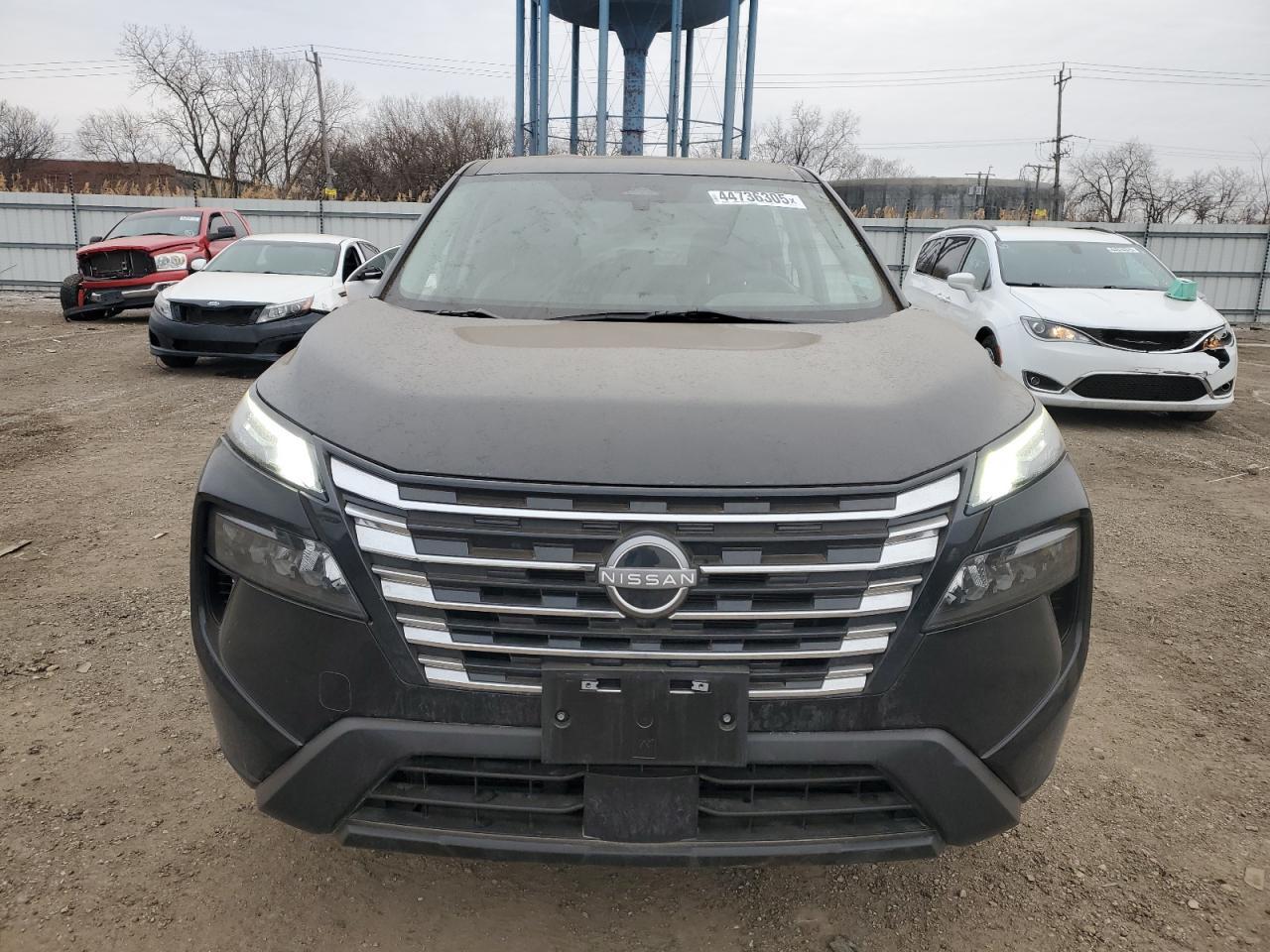 2024 NISSAN ROGUE SV - Image 5