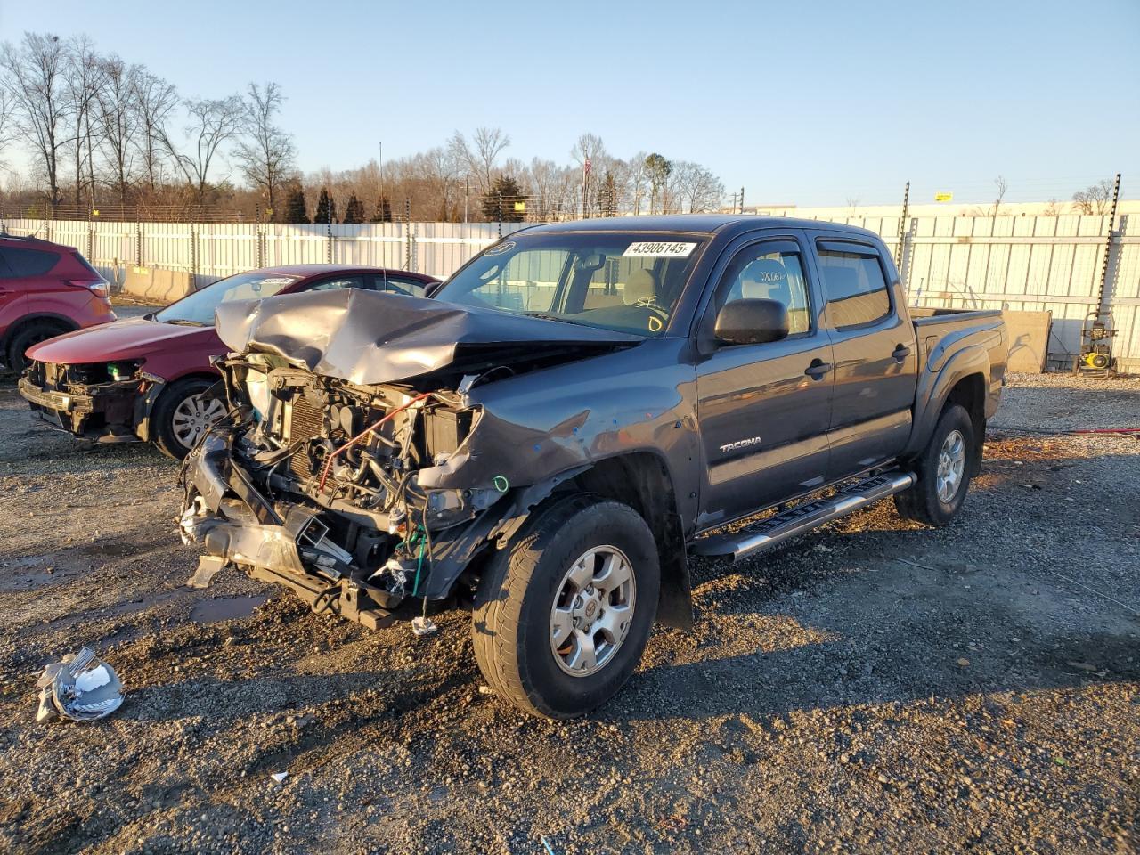 2011 TOYOTA TACOMA DOU