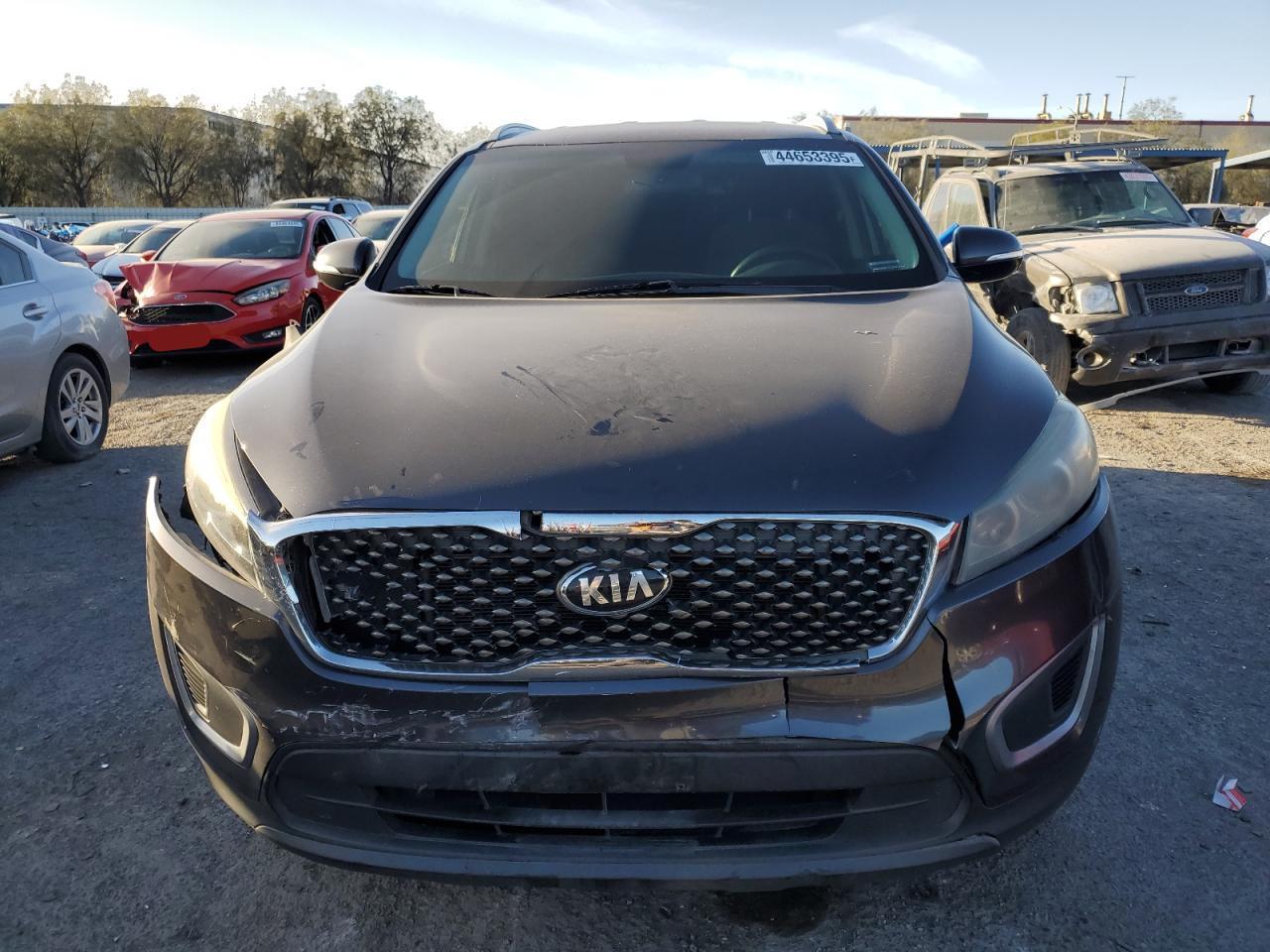 2016 KIA SORENTO LX - Image 5