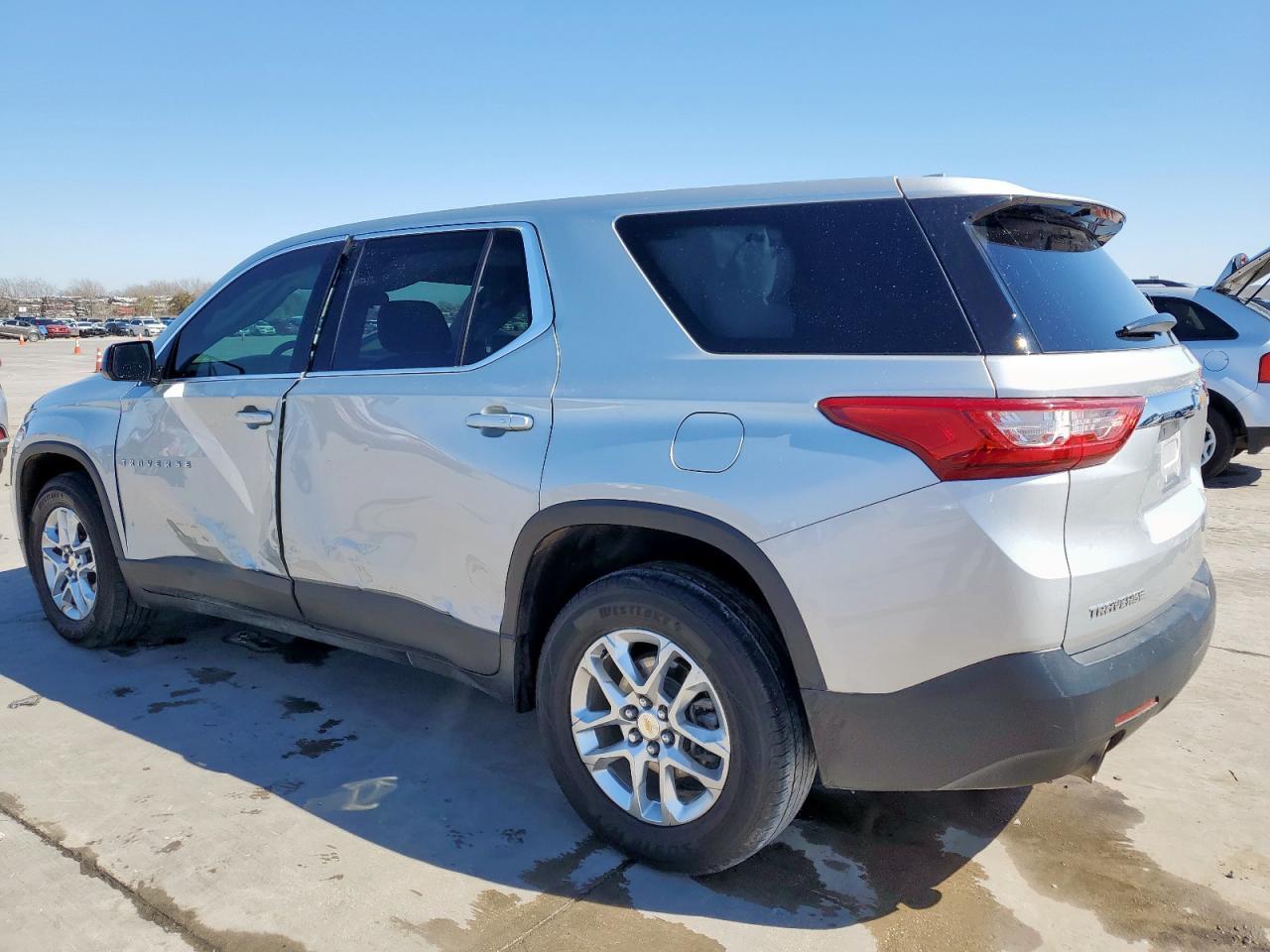 2020 CHEVROLET TRAVERSE L - Image 2