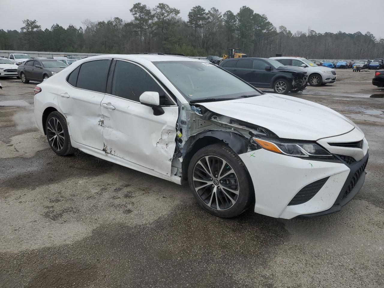 2019 TOYOTA CAMRY L - Фото 4