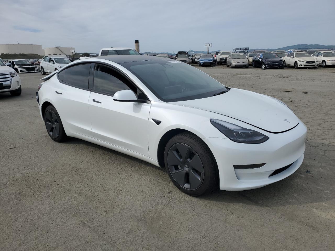 2023 TESLA MODEL 3 - Фото 4