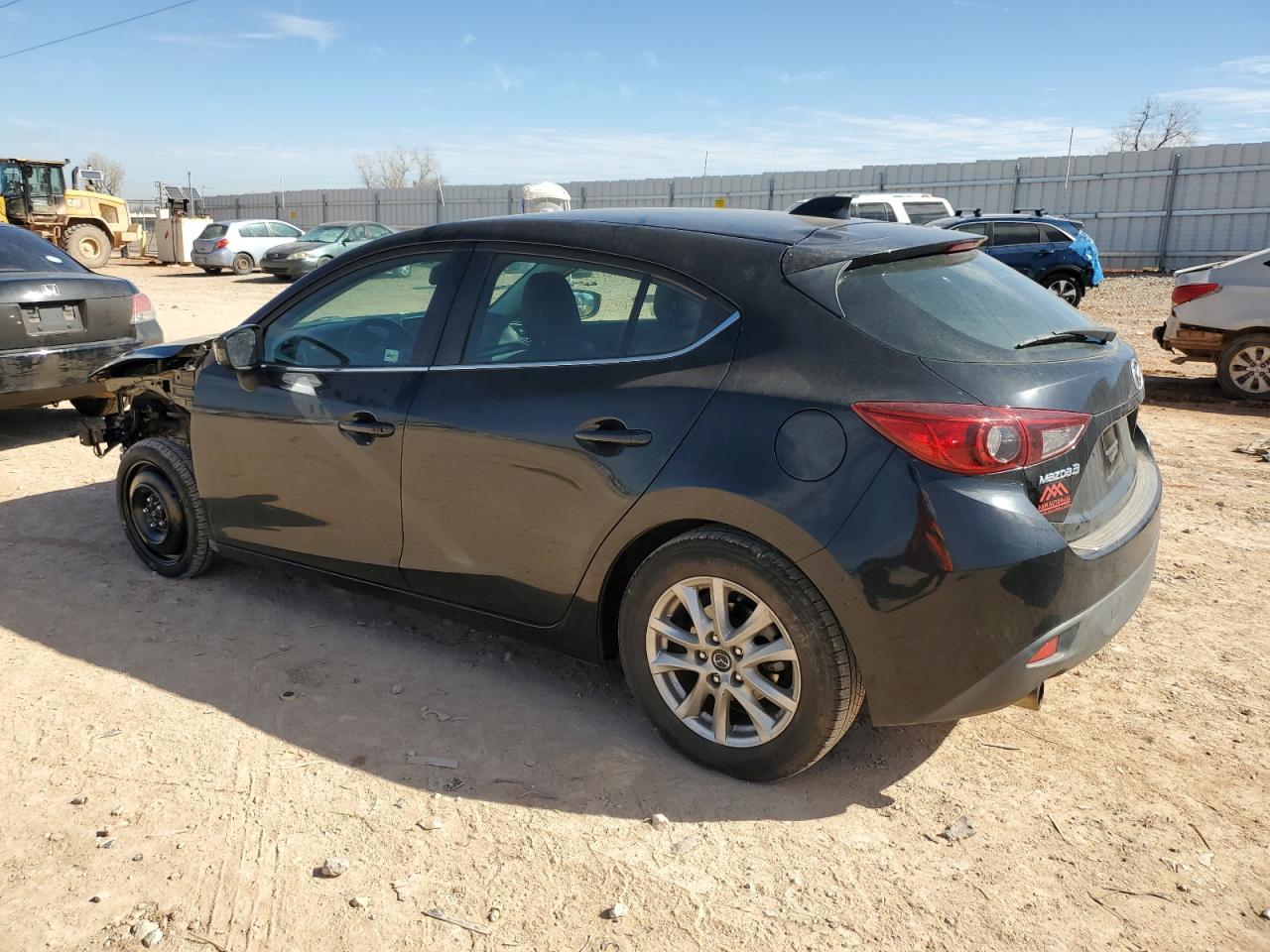 2016 MAZDA 3 GRAND TO - Фото 2