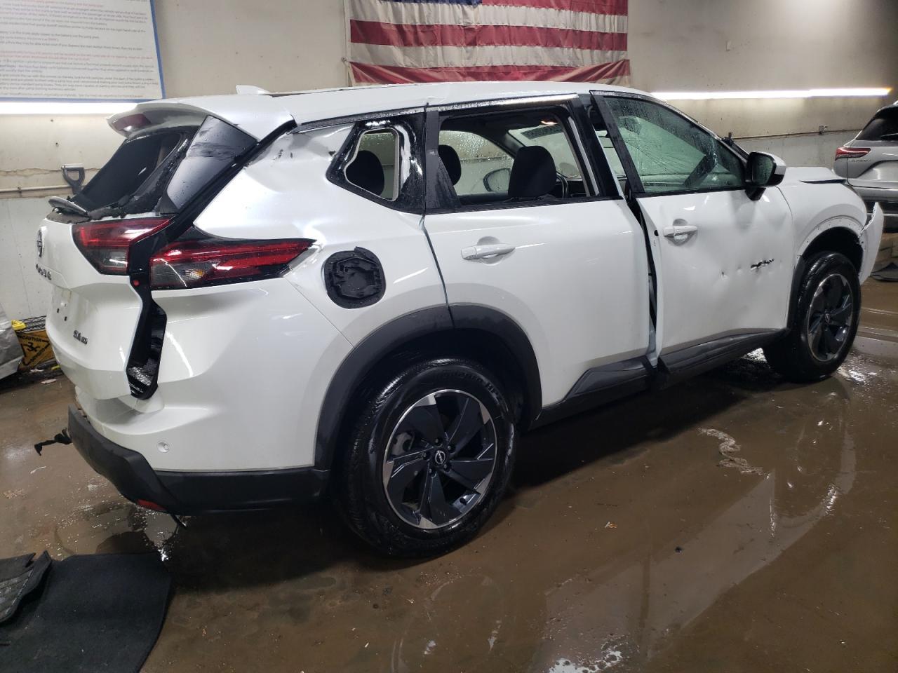 2024 NISSAN ROGUE SV - Фото 3