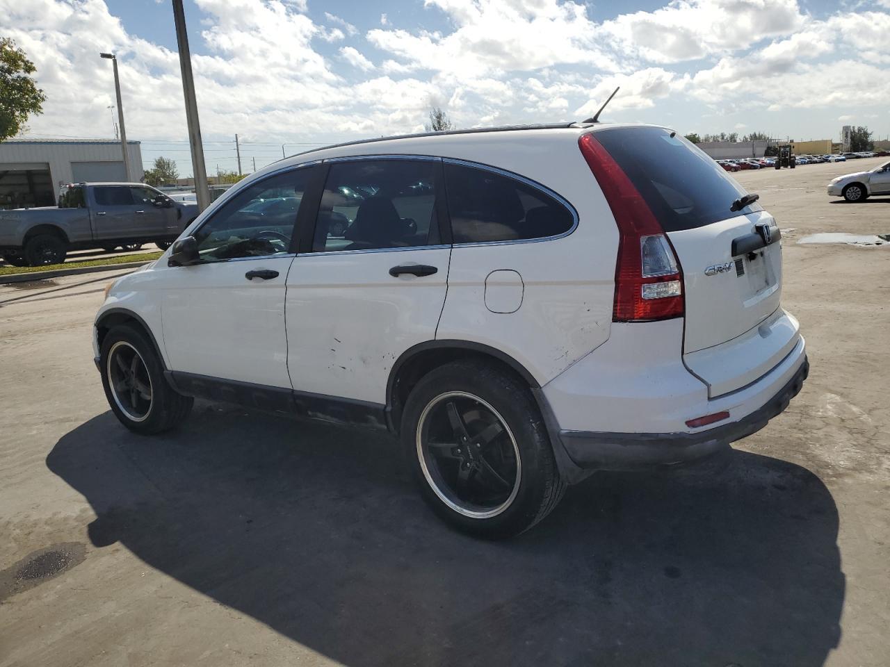 2011 HONDA CR-V LX - Image 2