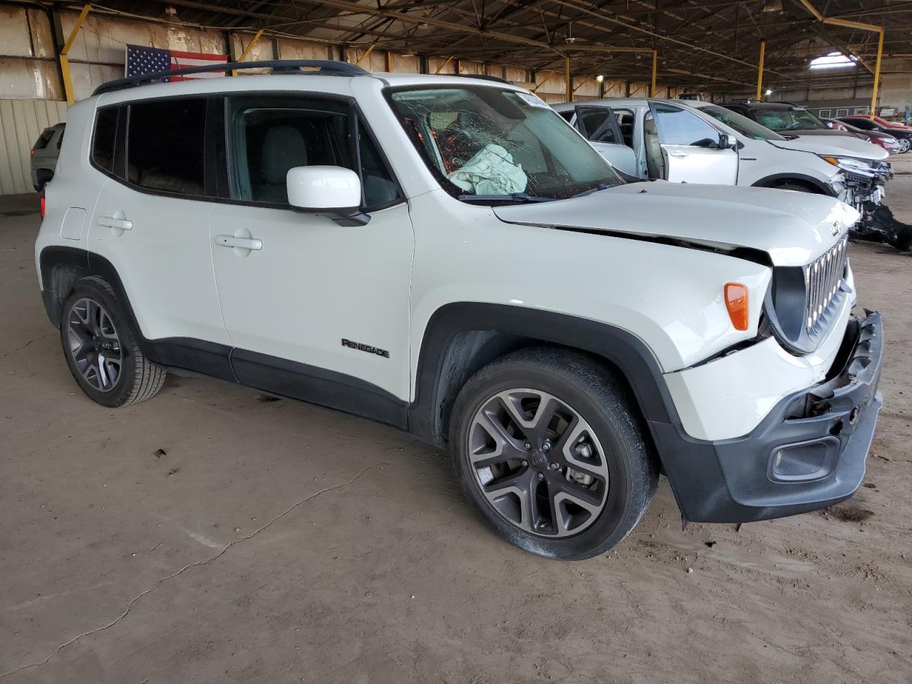2016 JEEP RENEGADE L - Image 4