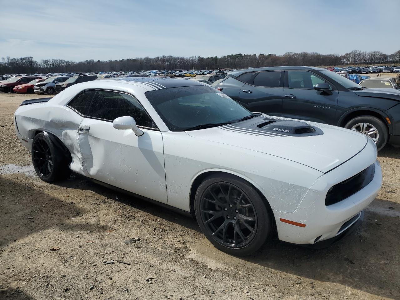 2015 DODGE CHALLENGER - Image 4