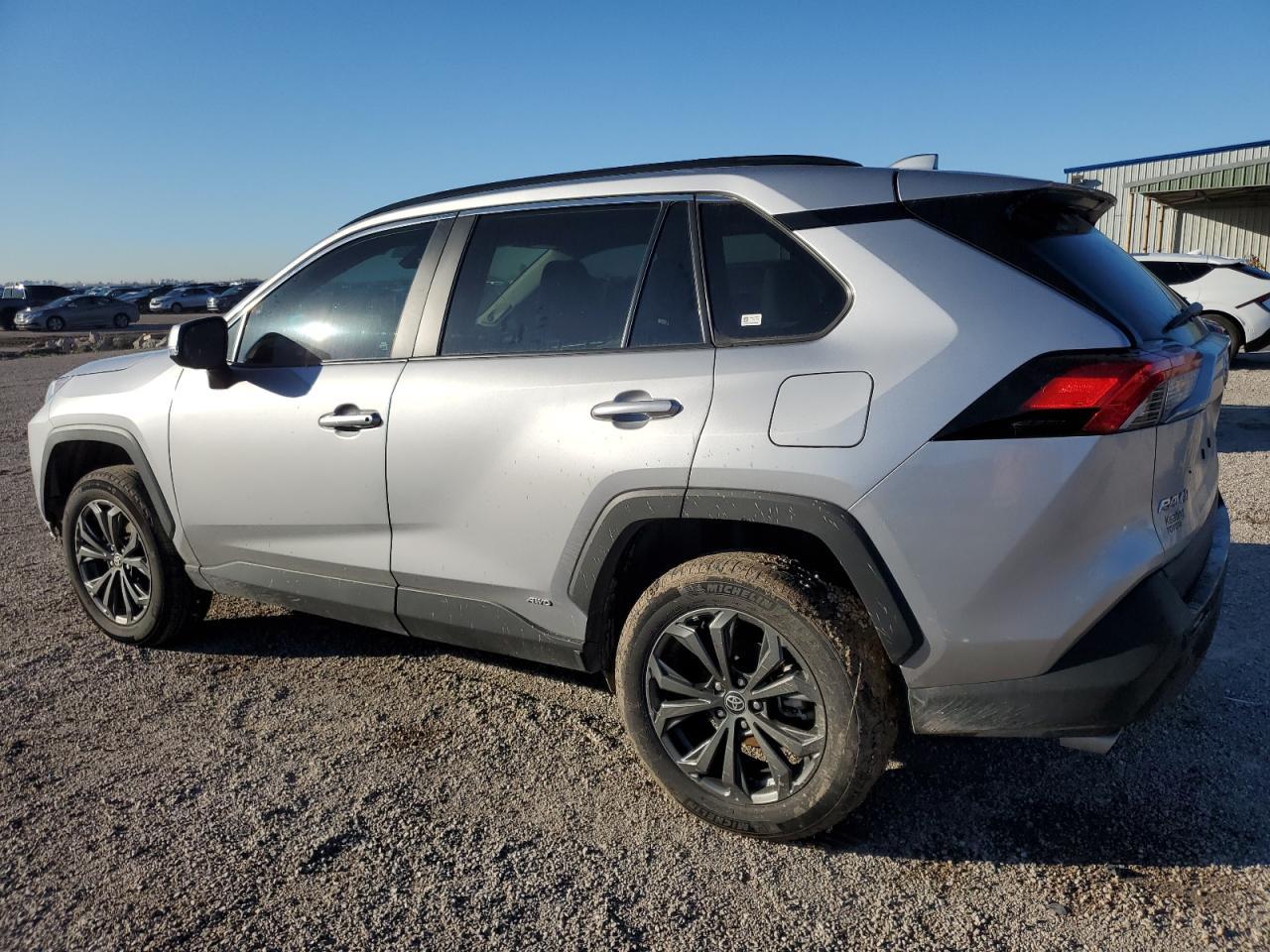 2024 TOYOTA RAV4 XLE P - Image 2