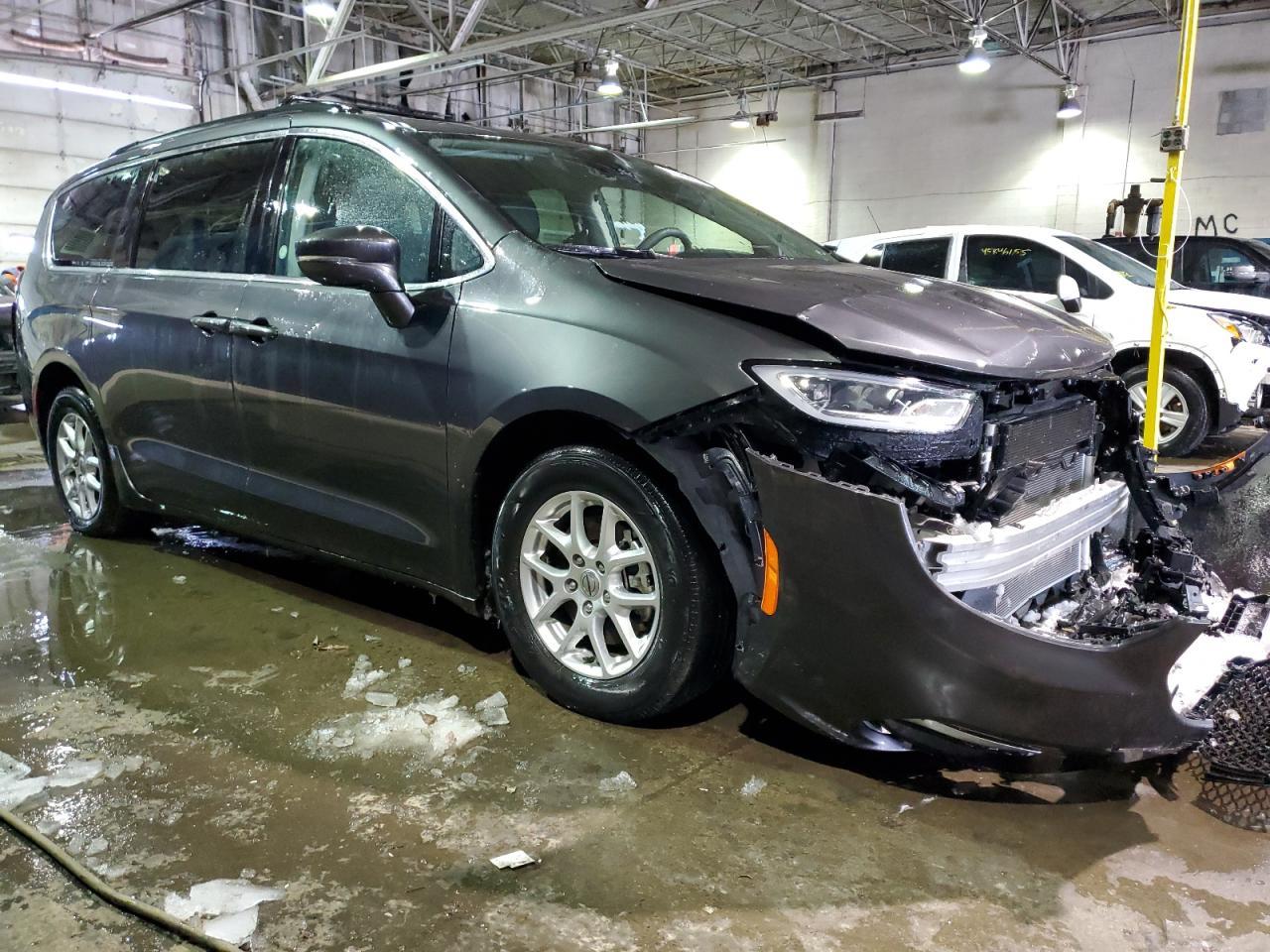 2022 CHRYSLER PACIFICA T - Image 4