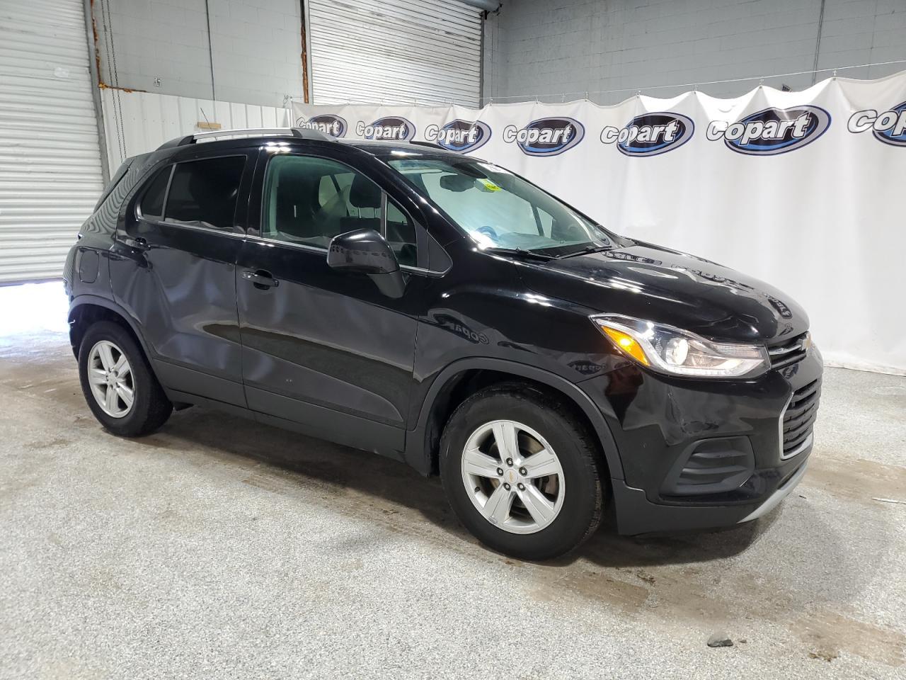 2021 CHEVROLET TRAX 1LT - Image 4