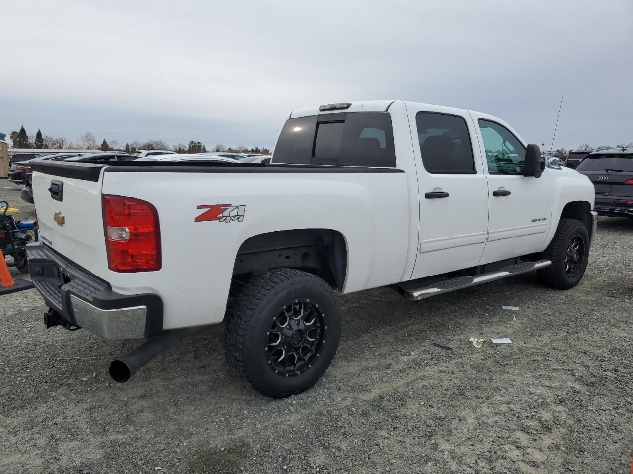2013 CHEVROLET SILVERADO - Фото 3