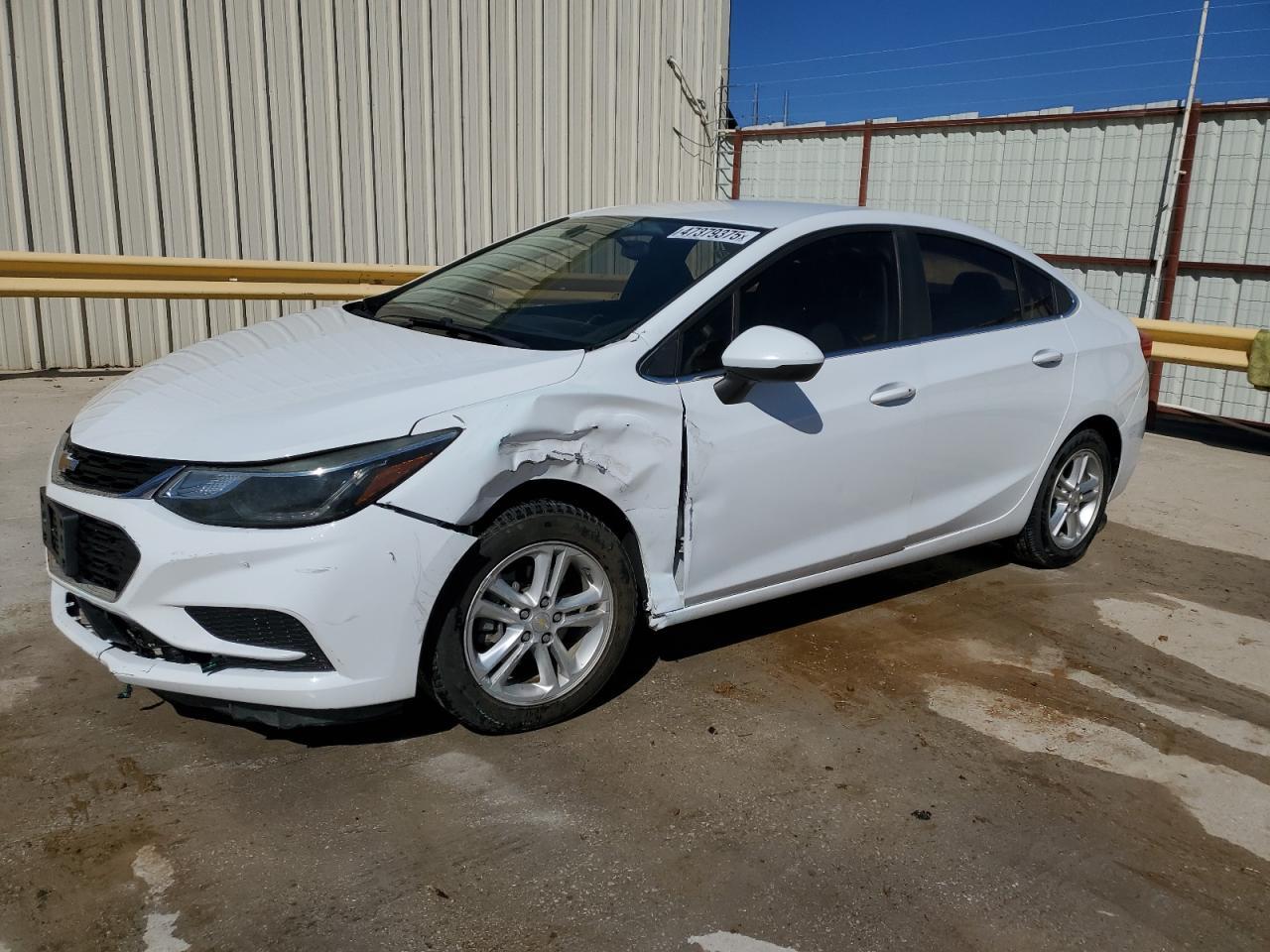 2017 CHEVROLET CRUZE LT