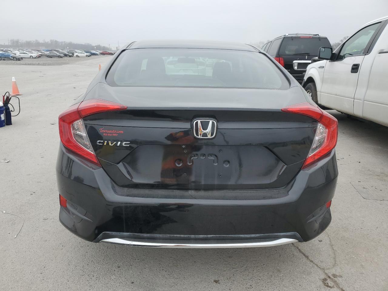 2016 HONDA CIVIC LX - Image 6