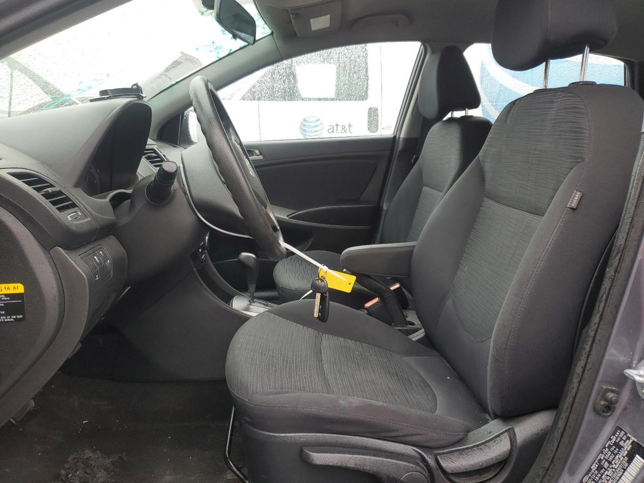 2017 HYUNDAI ACCENT SE - Image 7