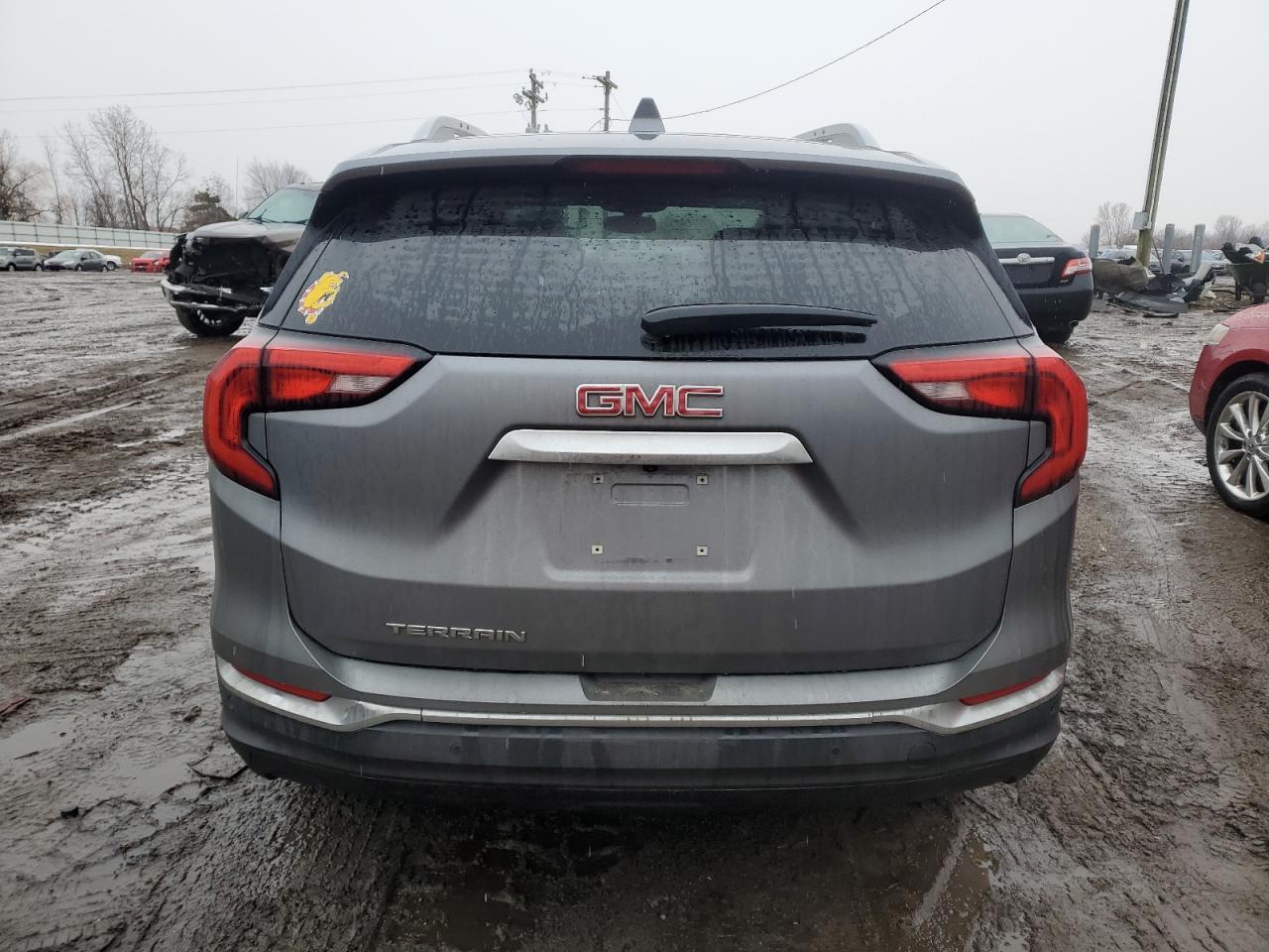 2018 GMC TERRAIN SL - Image 6