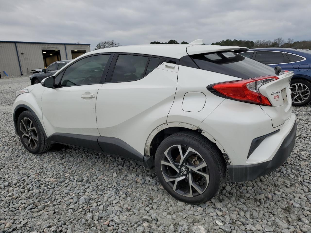 2018 TOYOTA C-HR XLE - Фото 2