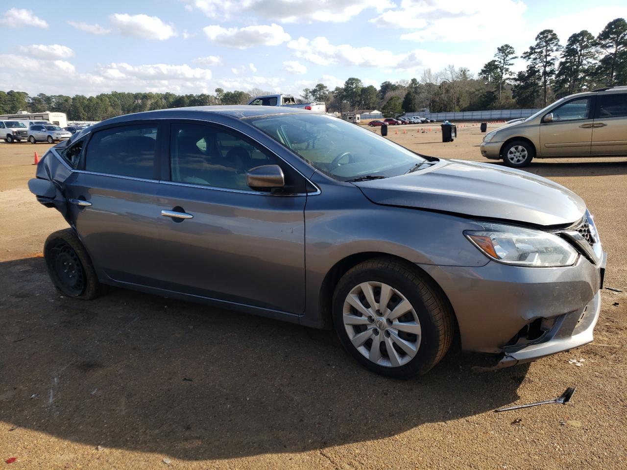 2017 NISSAN SENTRA S - Фото 4