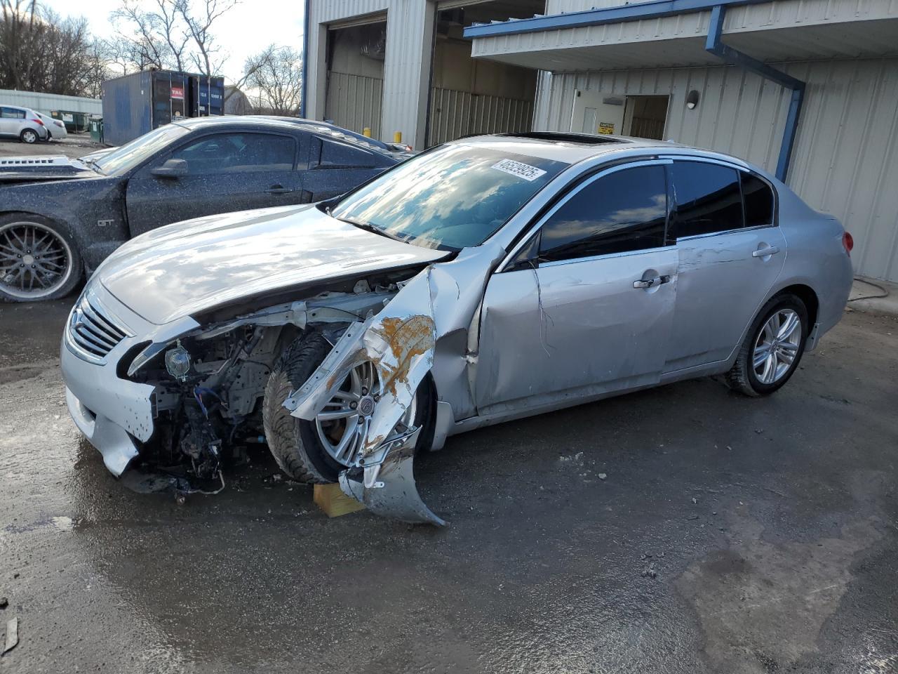 2012 INFINITI G37