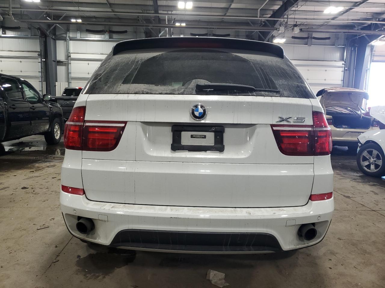 2013 BMW X5 XDRIVE3 - Image 6
