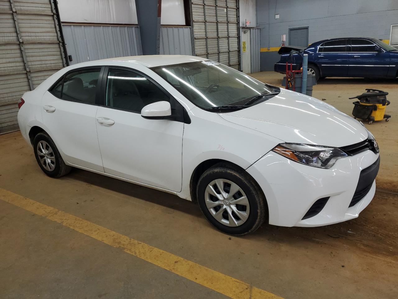 2016 TOYOTA COROLLA L - Image 4