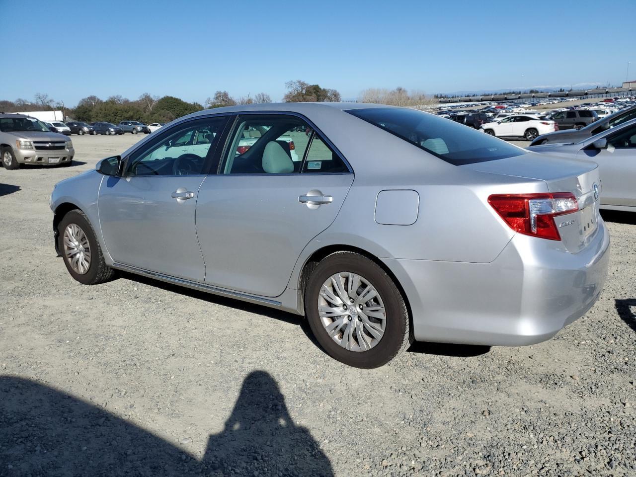 2012 TOYOTA CAMRY BASE - Фото 2