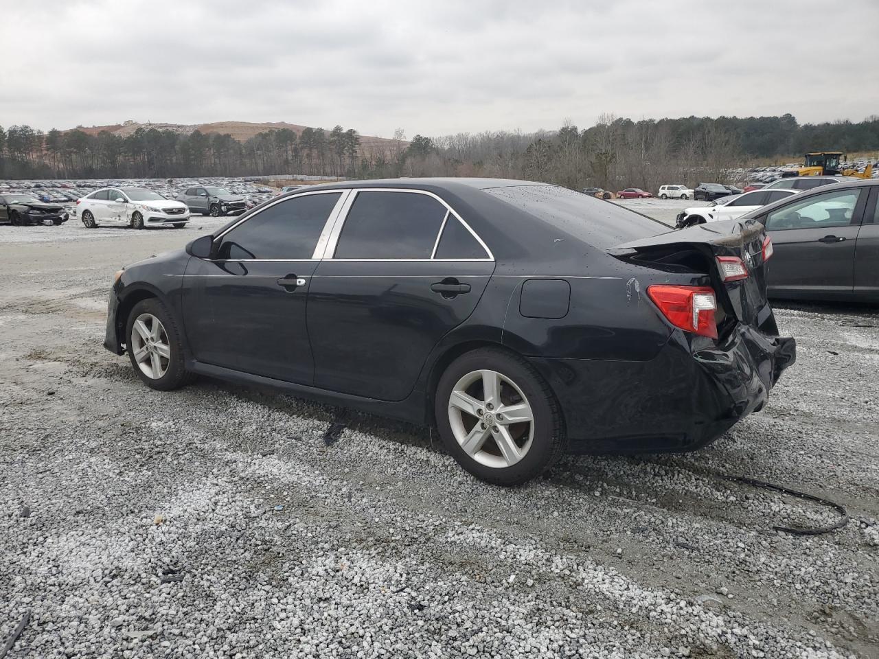 2013 TOYOTA CAMRY L - Image 2