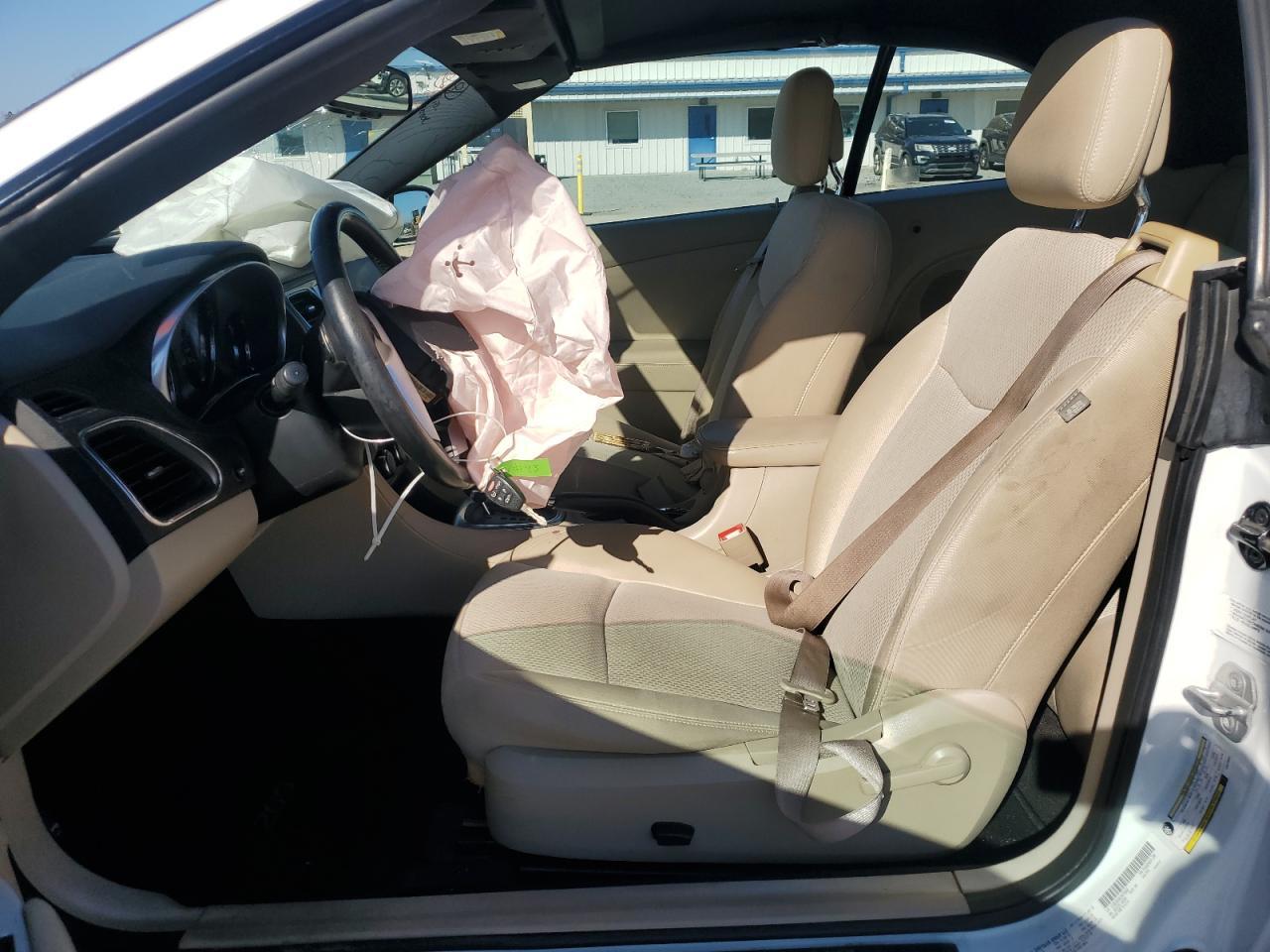 2012 CHRYSLER 200 TOURIN - Image 7