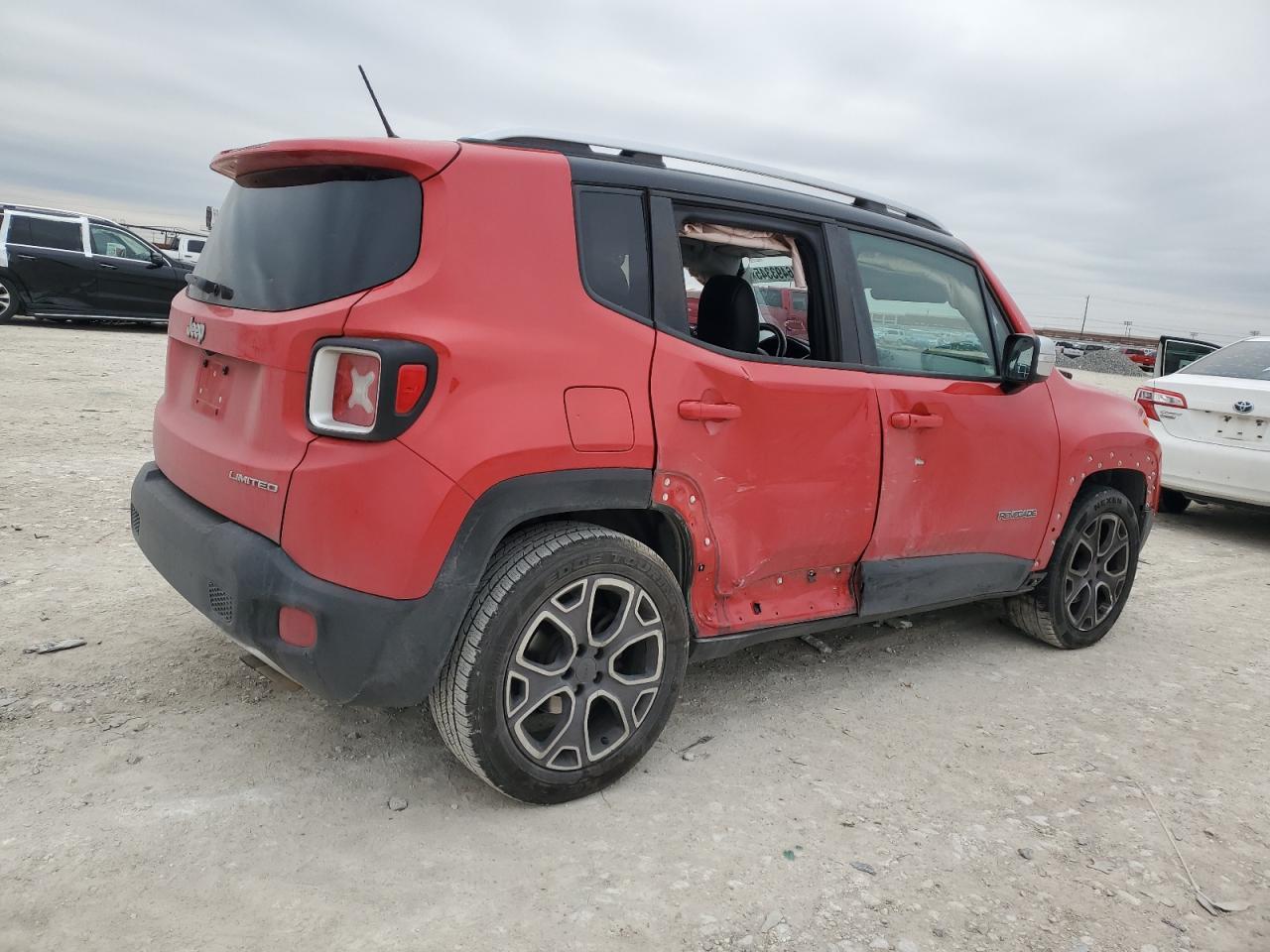 2016 JEEP RENEGADE L - Image 3