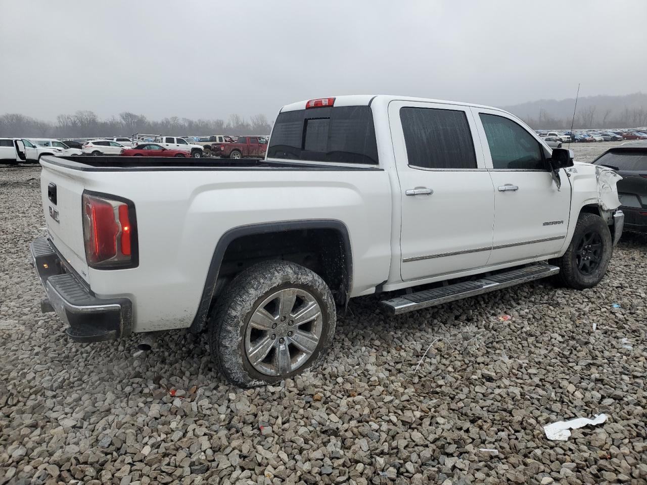2018 GMC SIERRA K15 - Фото 3