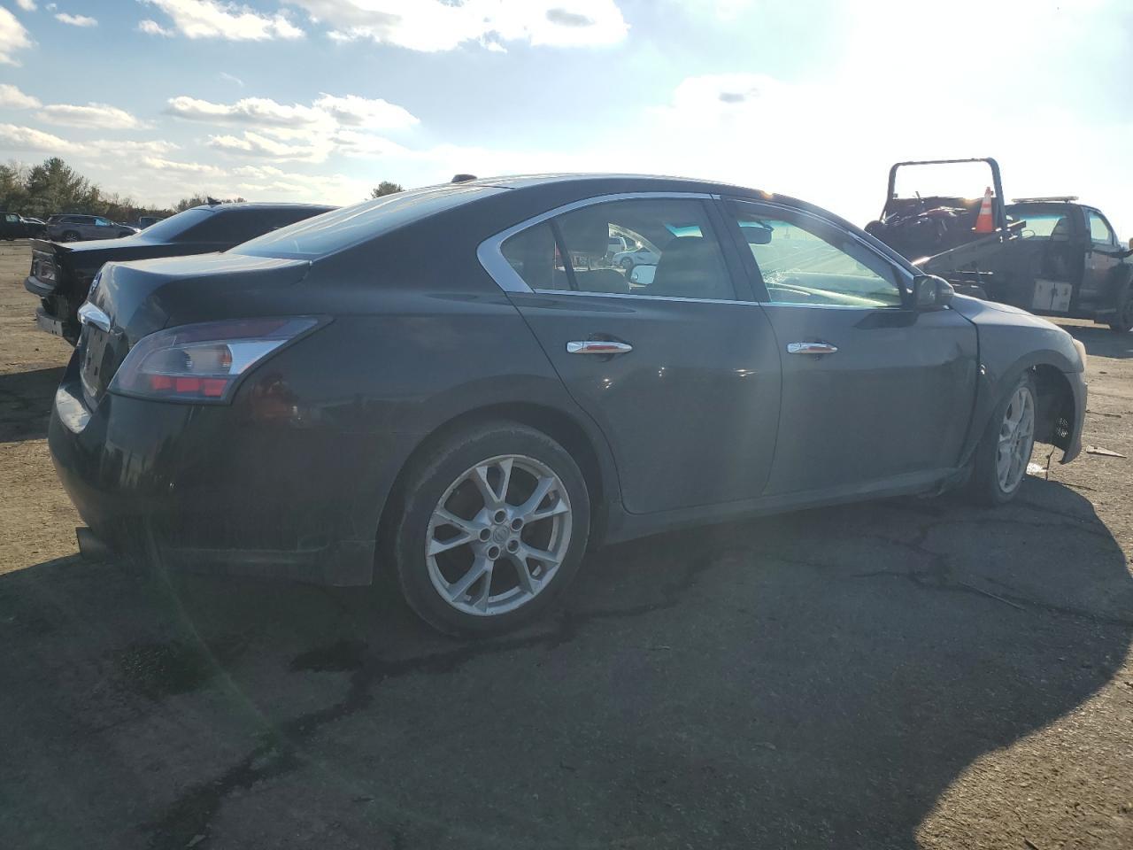 2013 NISSAN MAXIMA S - Фото 3
