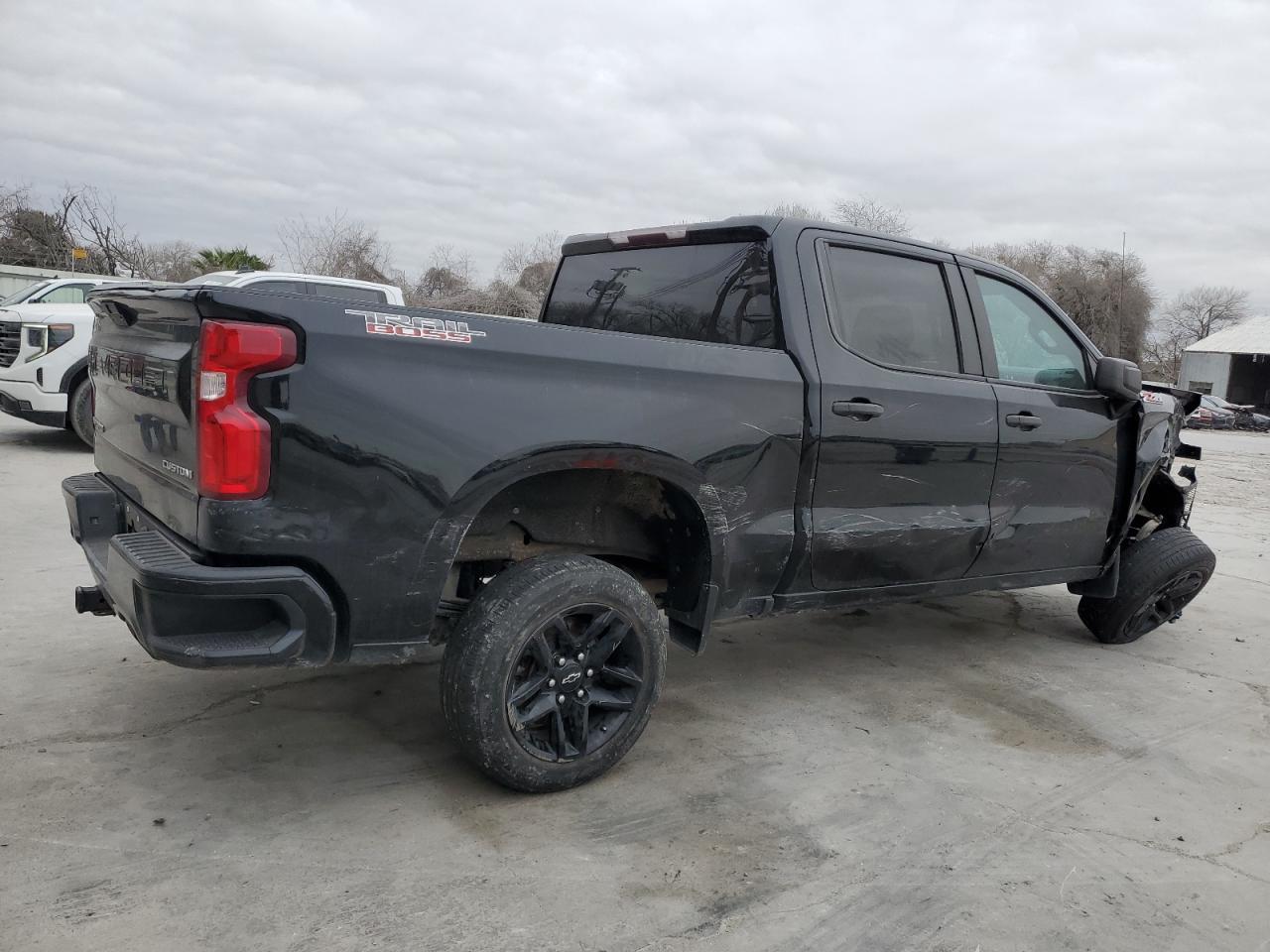 2020 CHEVROLET SILVERADO - Фото 3